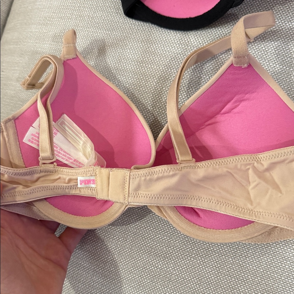PINK Victoria's Secret Black and Tan Bra Collection - Picture 4 of 5